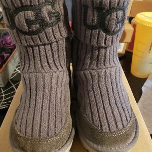Toddler UGG size 8